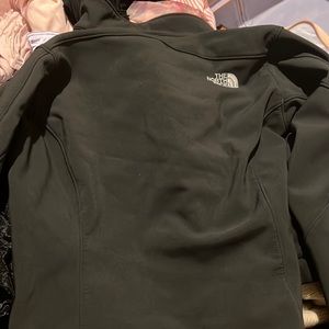 North Face black jacket ! Women’s medium